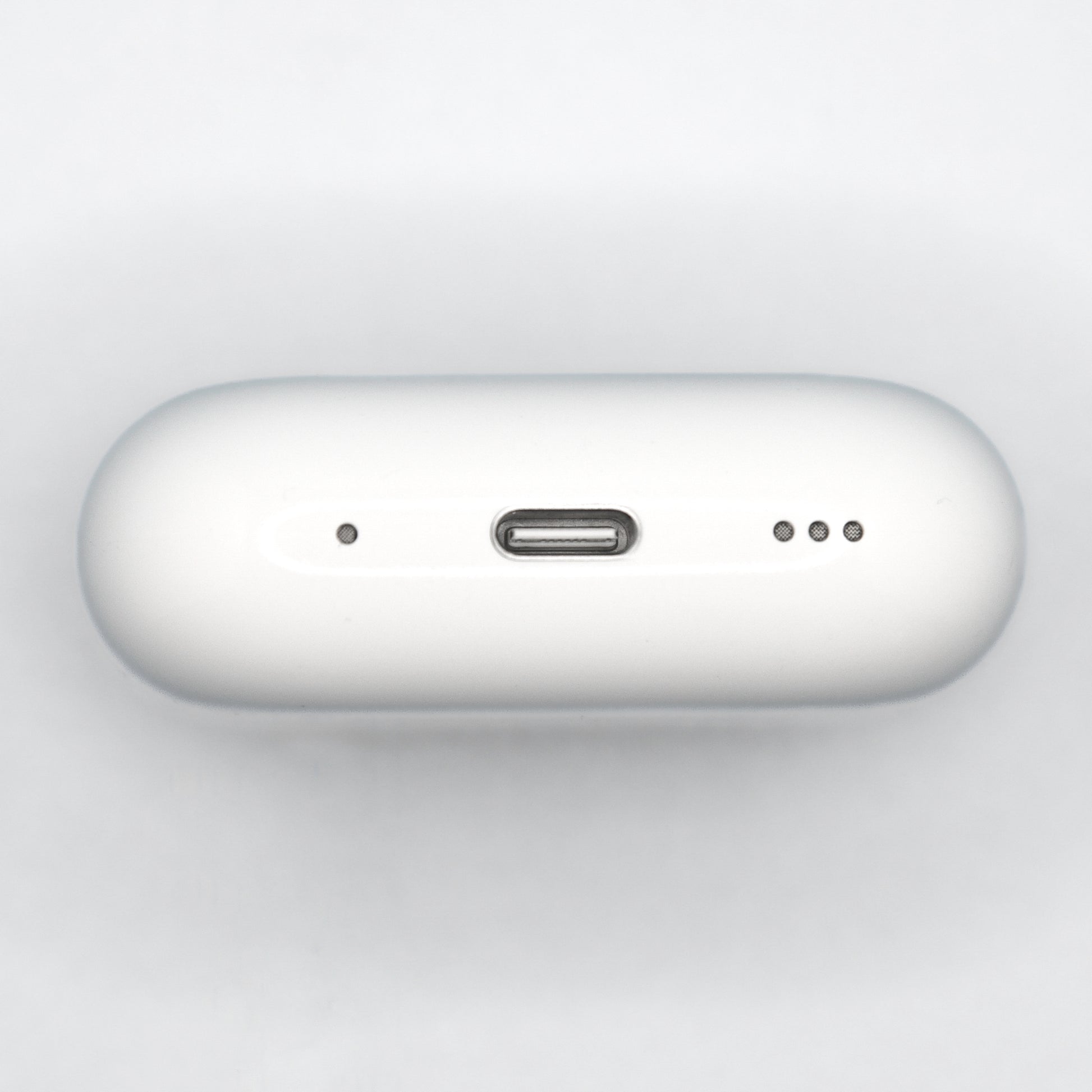 Apple AirPods Pro 2 Charging Case USB-C Charging Port
