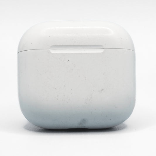 Apple AirPods 4 Case Well Loved