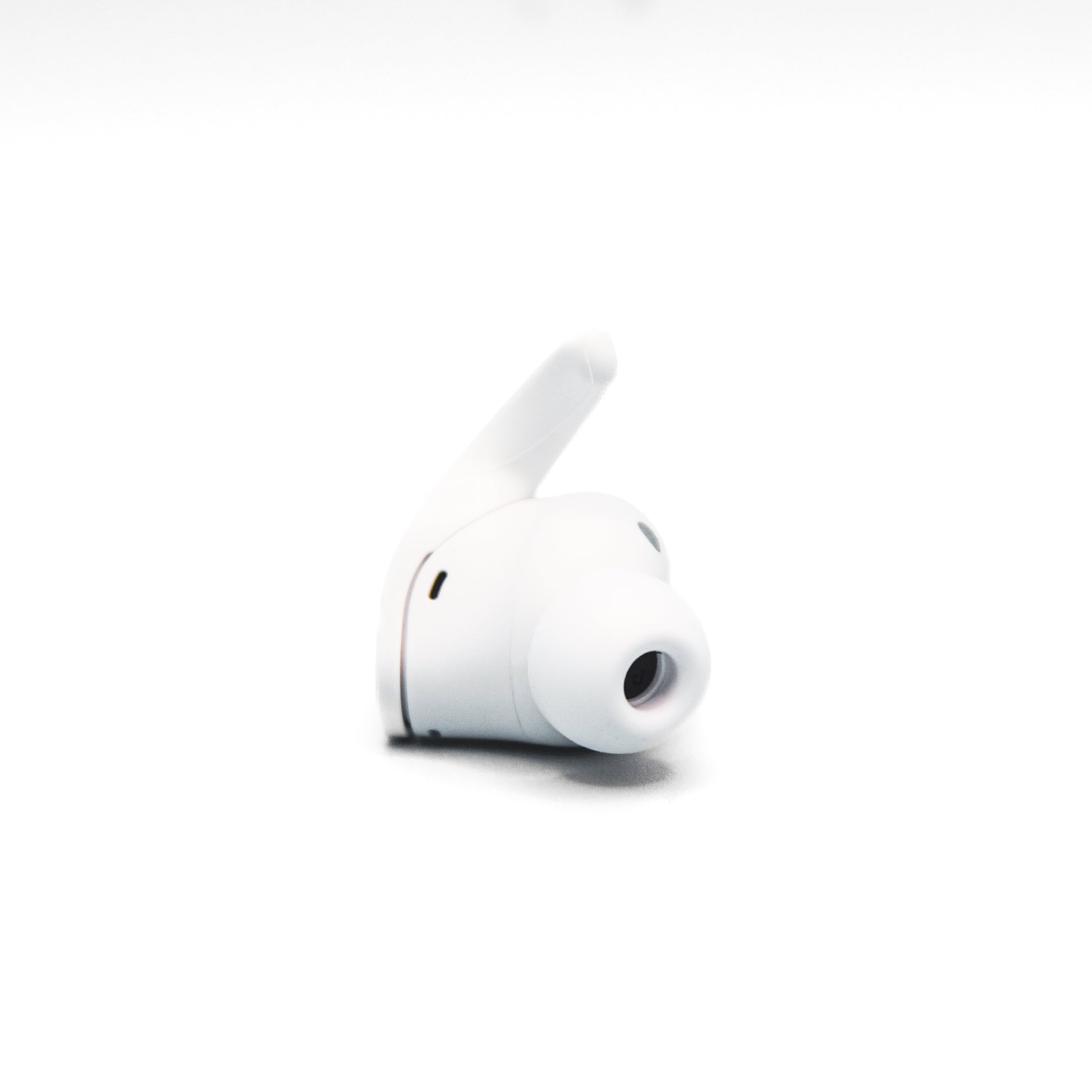 Right Beats Fit Pro in White view of speaker