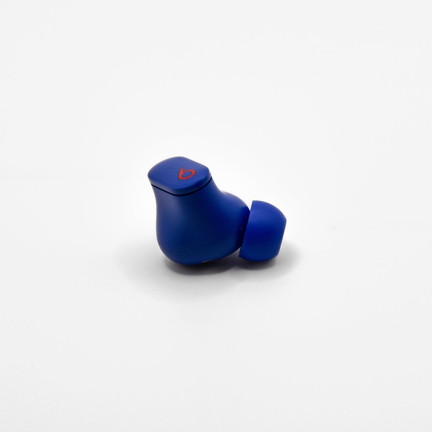 Right Beats Studio Bud in Ocean Blue