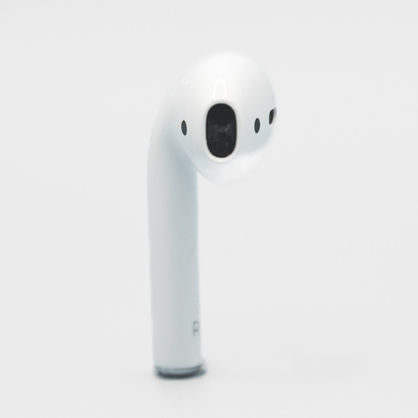 Apple AirPod 2nd Generation photo of Right AirPod speaker