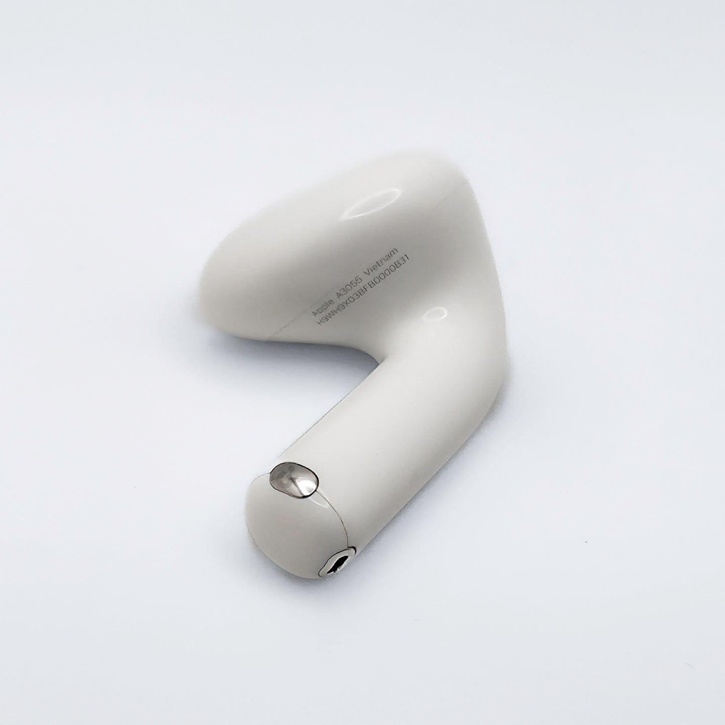 Apple AirPod 4 Right AirPod Model 3055 with ANC