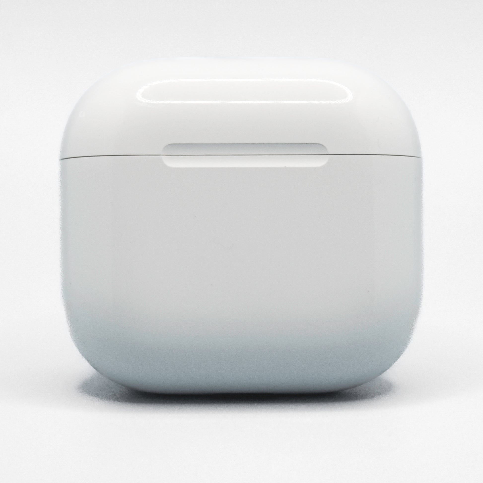 Apple AirPods 4 Charging Case
