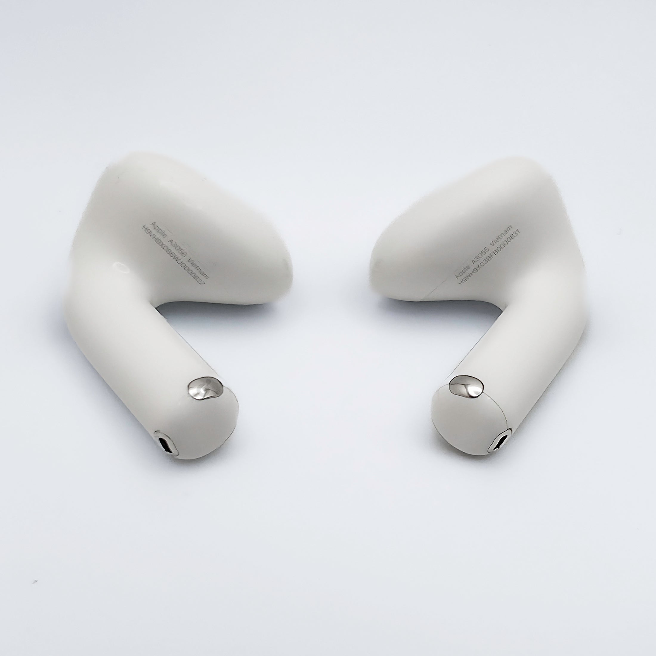 AirPods 4 with Active Noise Cancellation - Tech Specs