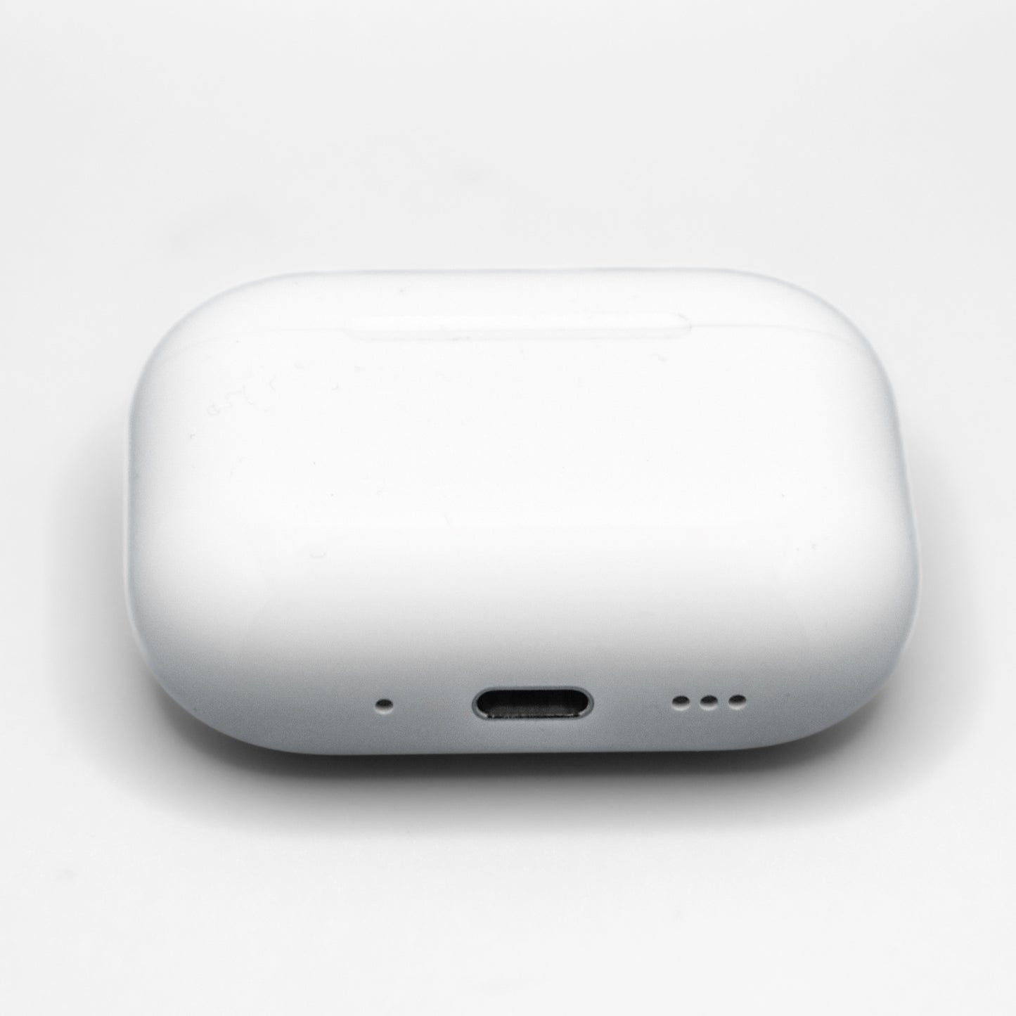 Apple AirPods Pro 3 Charging Case from charging port
