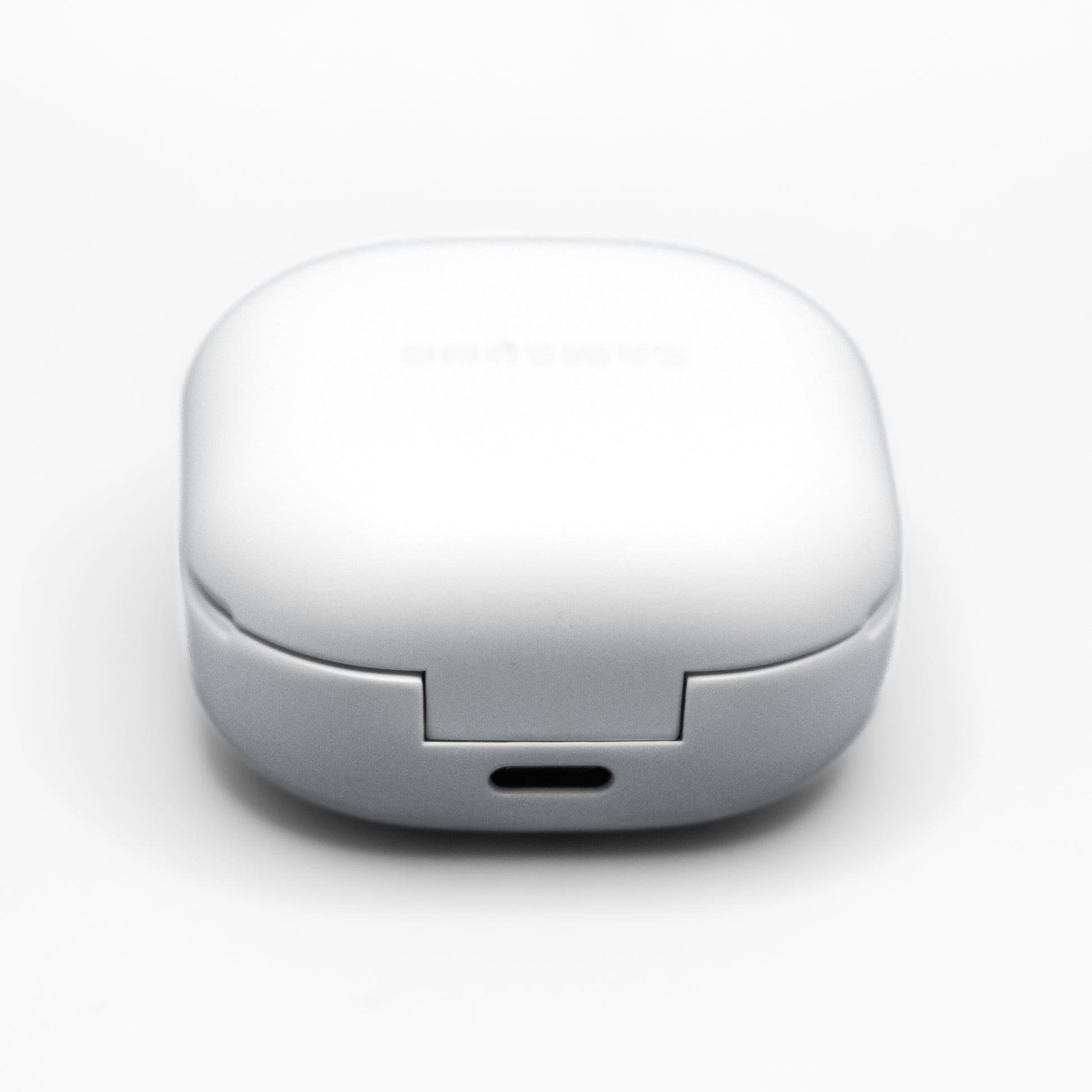 Samsung Galaxy Buds 2 Pro Case Charging Port