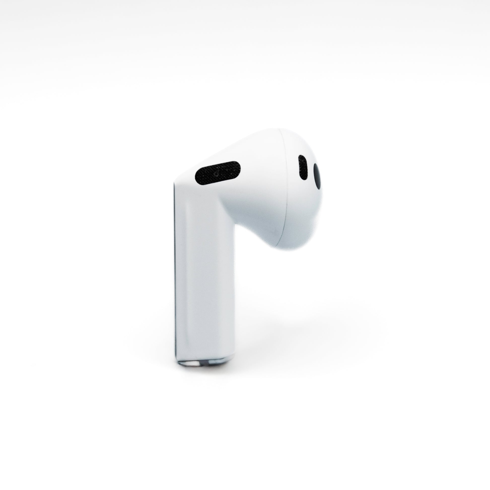 Samsung Galaxy Buds3 Left Replacement in White Side of Earbud