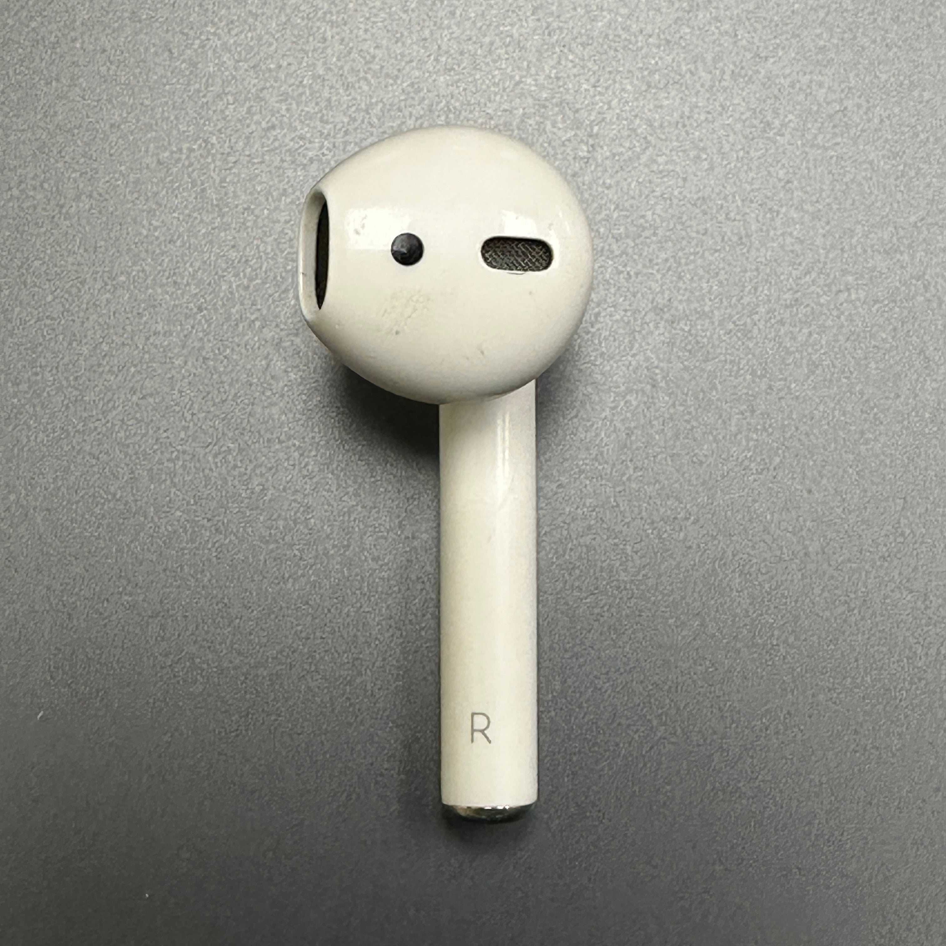 Right gen 2 online airpod