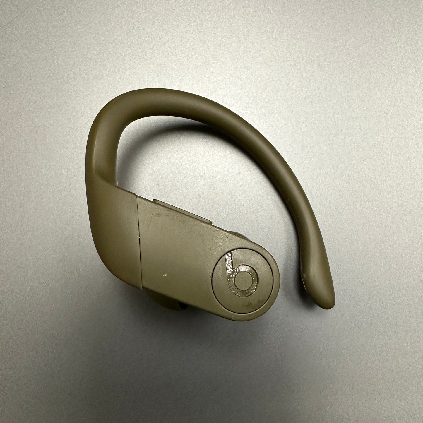 Left Powerbeats Pro Replacement - Well Loved