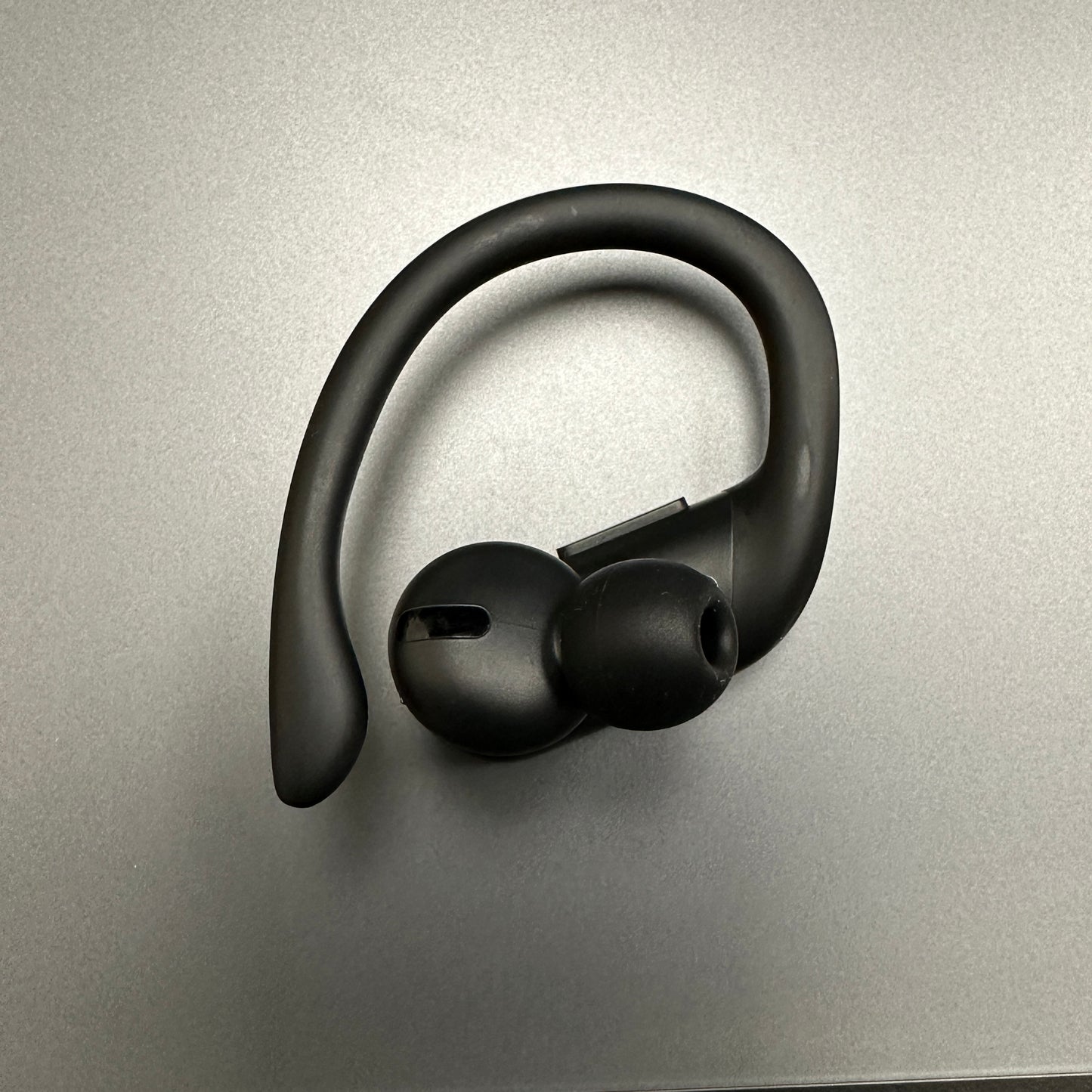 Left Powerbeats Pro Replacement - Well Loved