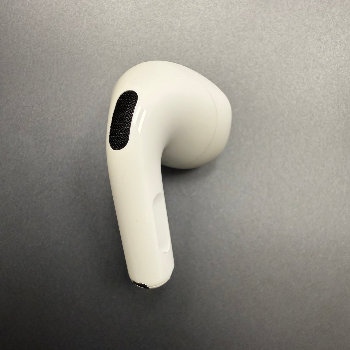 Right Replacement AirPod - 4th Generation