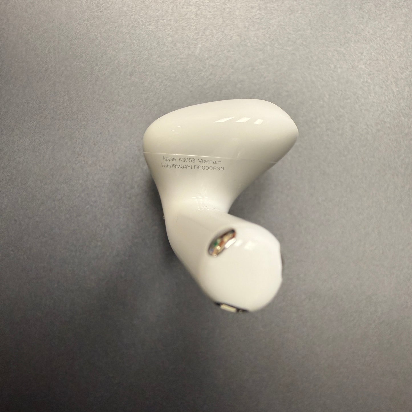 Left Replacement AirPod - 4th Generation