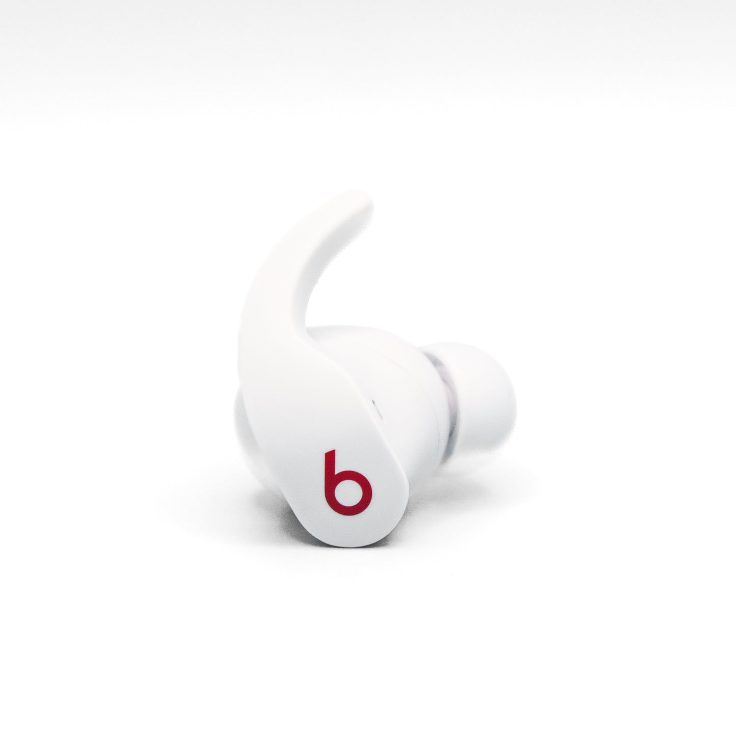 Right Beats Fit Pro in White