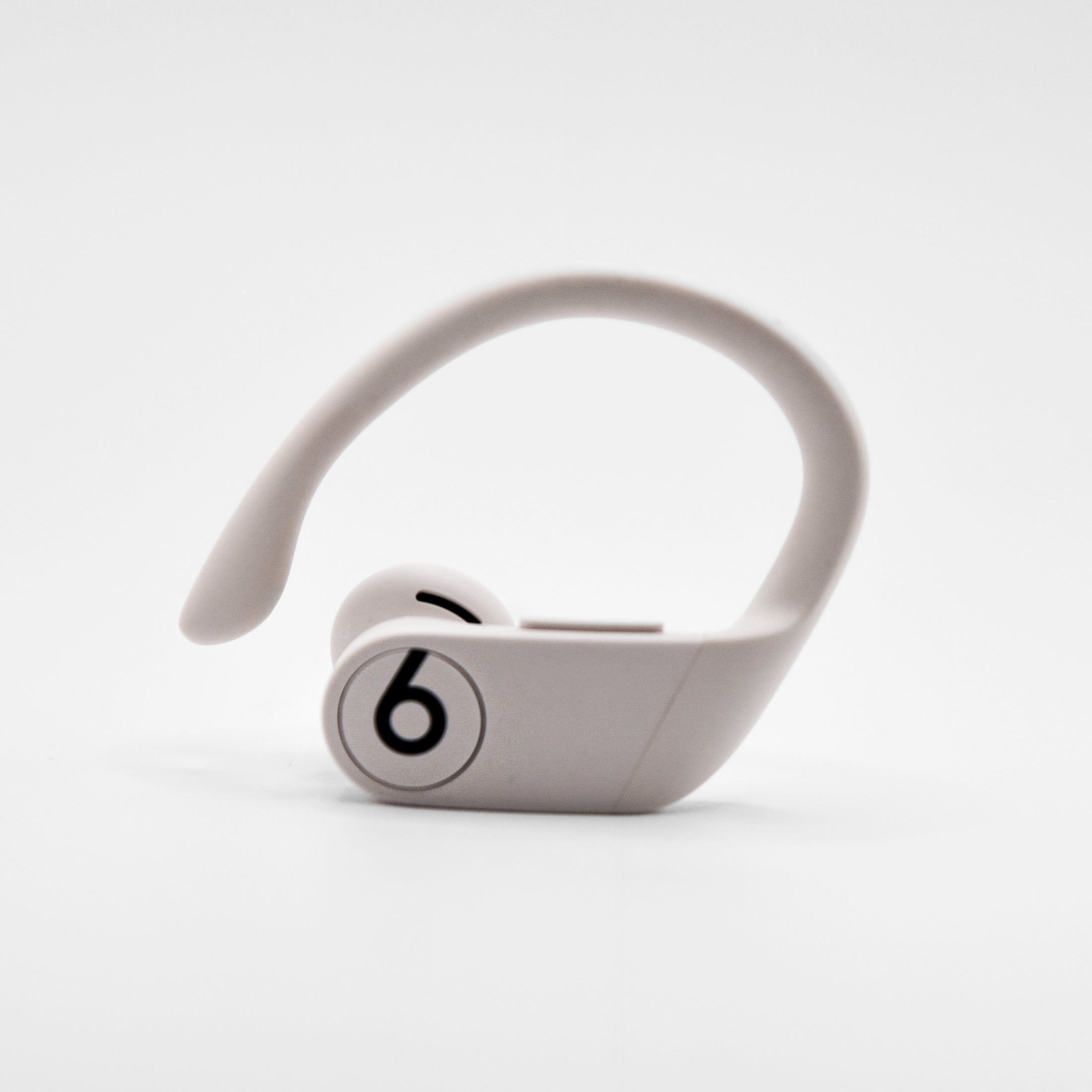 POWERBEATS PRO ホワイト 完全ワイヤレスイヤフォン Amazon.com: Apple Powerbeats Pro Totally Wireless & High