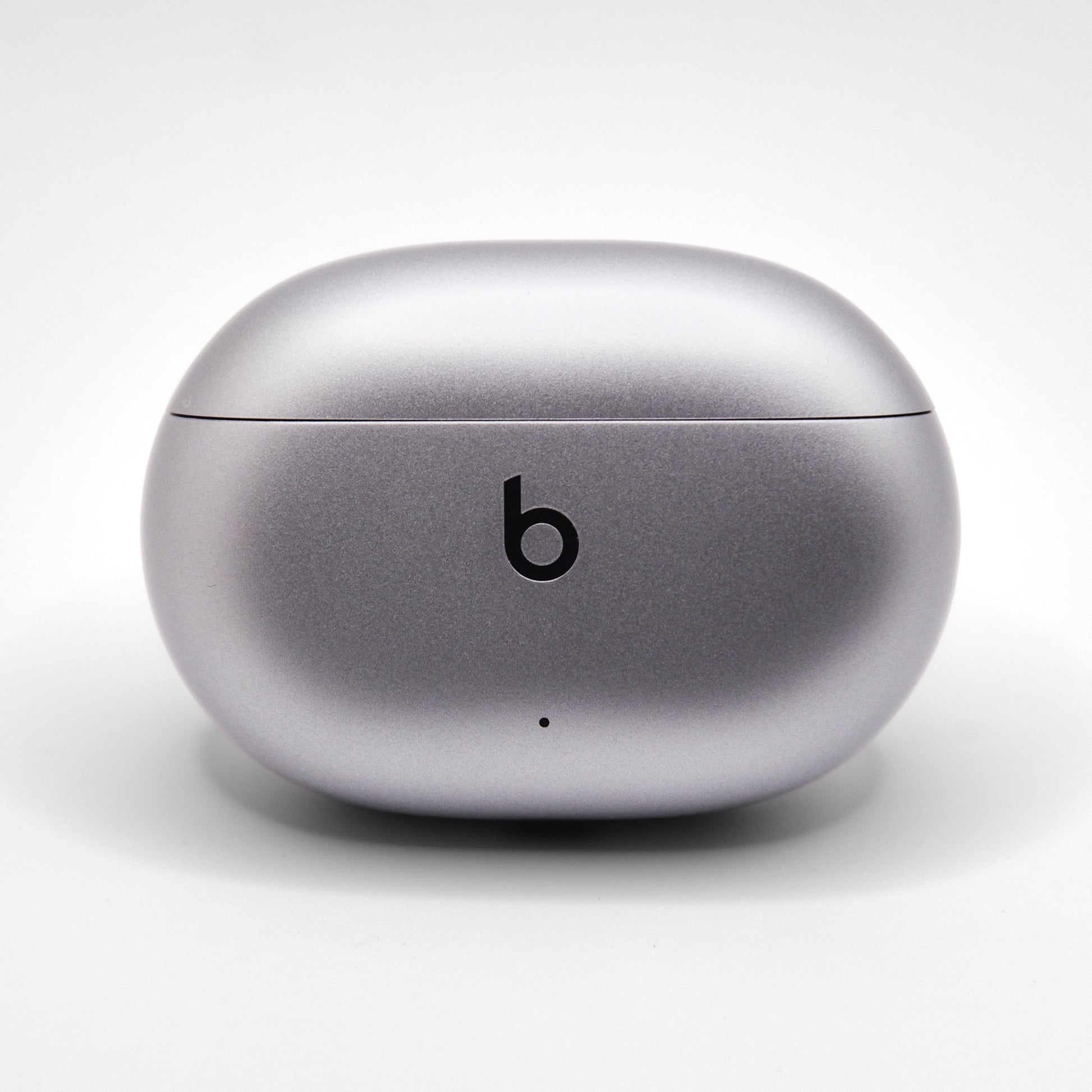 Beats Studio Buds+ Case in Cosmic Silver