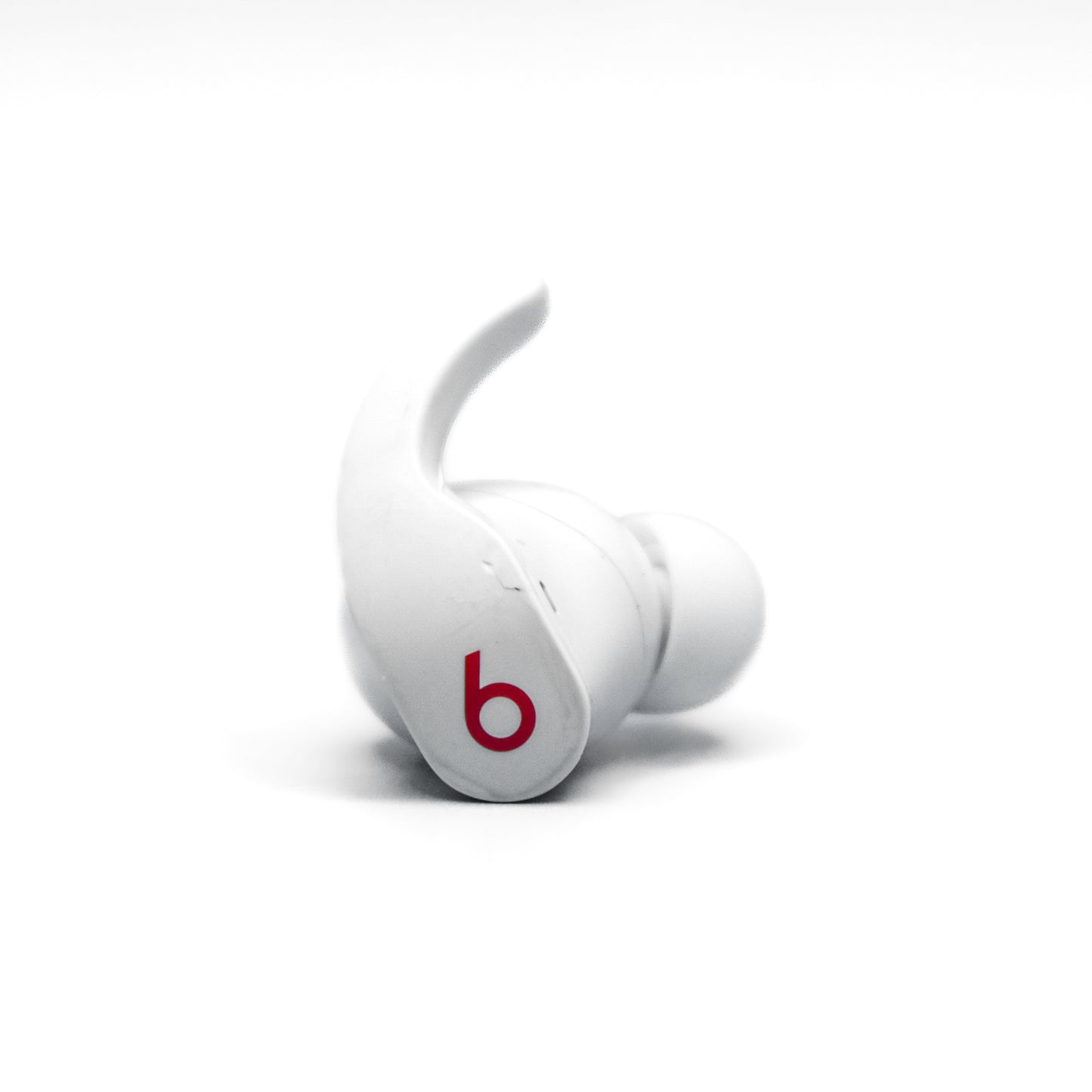 White Beats Fit Pro Right Side Well Loved