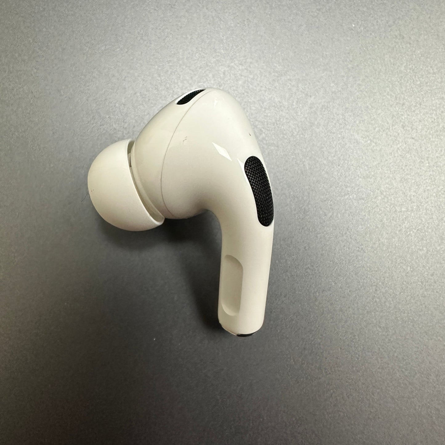 Left Replacement AirPod - AirPods Pro (2nd Generation)