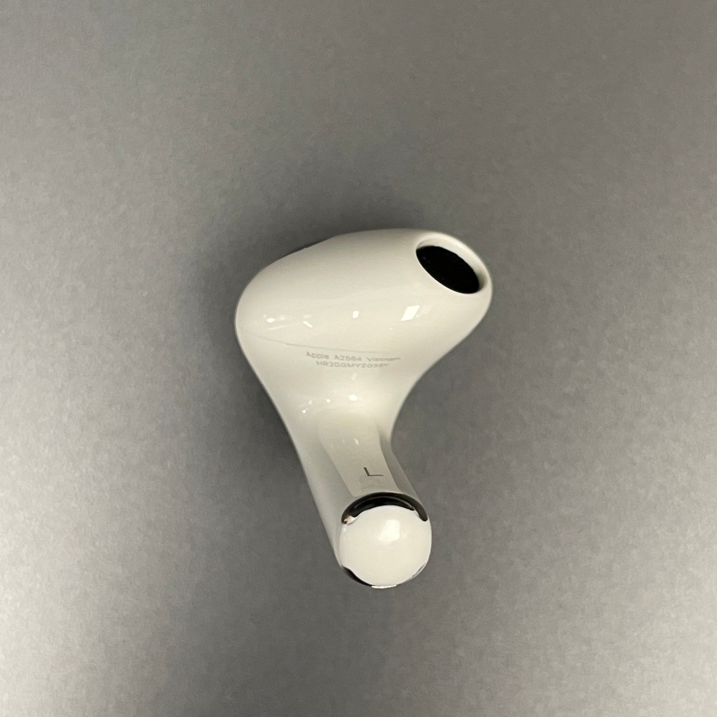 Apple AirPods 3rd Generation with Charging Case in White MISSING LEFT AIRPOD! offers