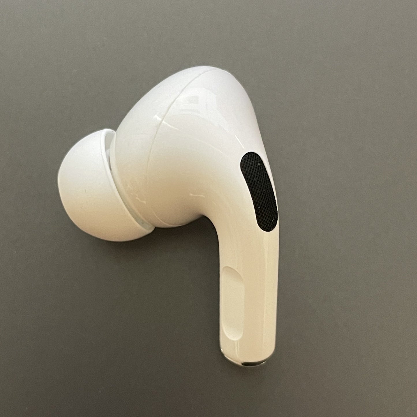 Left Replacement AirPod - AirPods Pro (1st Generation)